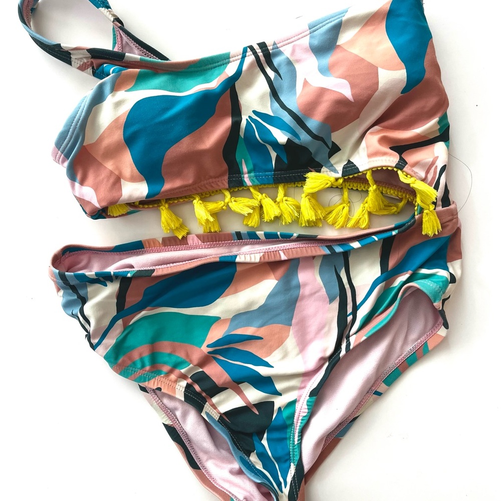 Beach Lingo size 12 Colorful Abstract Print Swimsuit